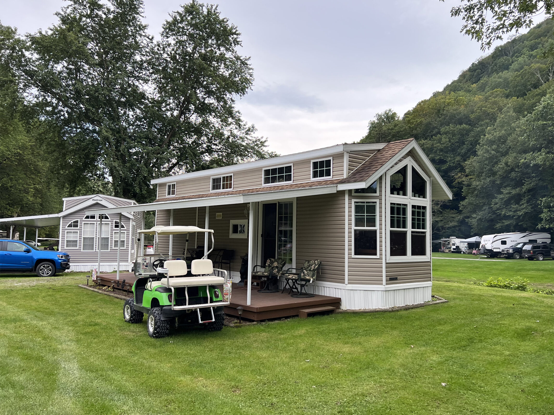 Campsite and vacation cabin at Stony Fork Creek Campground in Wellsboro, Pennsylvania